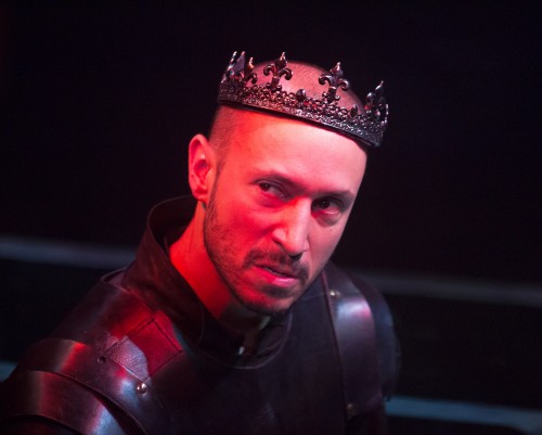 Drew Cortese stars as King Richard in Folger Theatre’s production of Richard III. At the Folger Theatre January 28 – March 9, 2014. Photo by Jeff Malet.