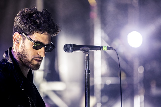 Dave 1 of Chromeo brought the funk and the fog to the Treehouse Stage. (Photo courtesy Sweetlife Festival.)