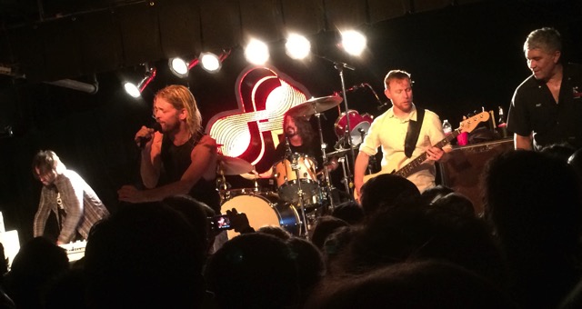 Taylor Hawkins fronts the Foos for a cover of Cheap Trick